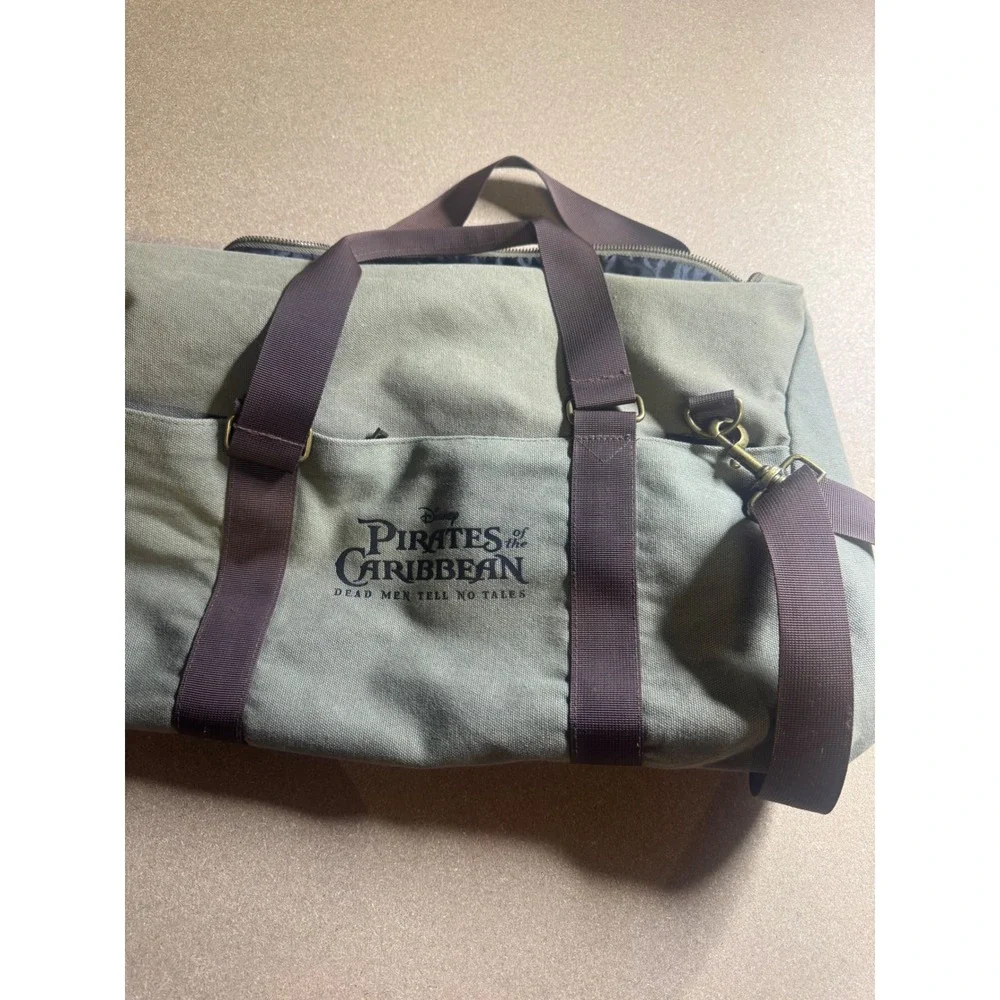Disney Pirates of the Caribbean Dead Men Tell No Tales Canvas Duffle Bag Green‎